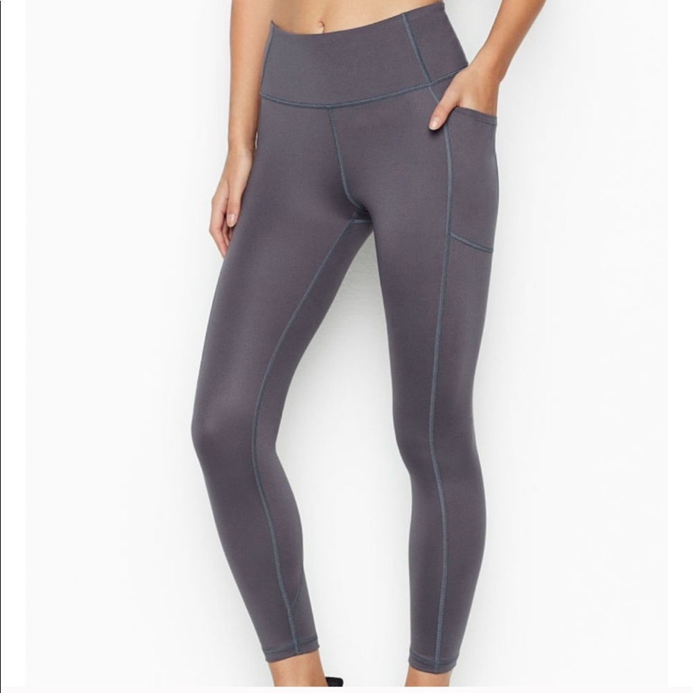 Victoria’s Secret essential legging size 10